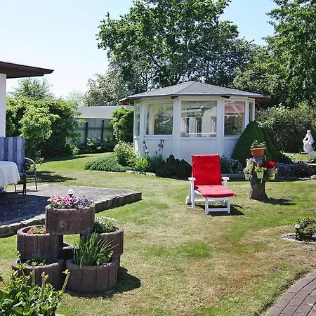 Appartementhaus Nicole, *