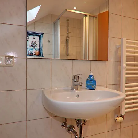 아파트 Appartementhaus Nicole, 치노비츠