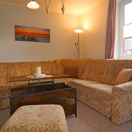 Appartementhaus Nicole, 아파트 치노비츠